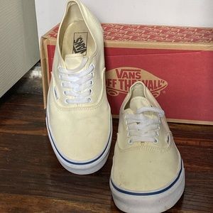 Low top pastel yellow vans